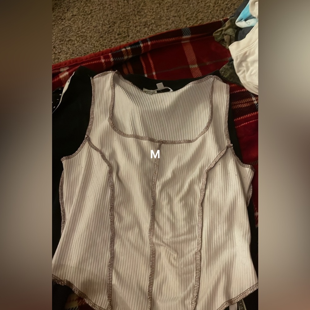 Cute M crop top